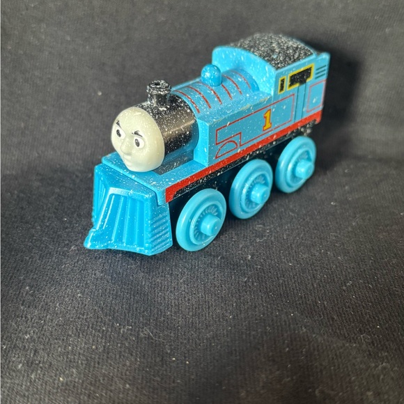 Thomas Winter Wonderland Snow Covered Train Tank Engine Friends Wooden 2006 - Picture 8 of 13